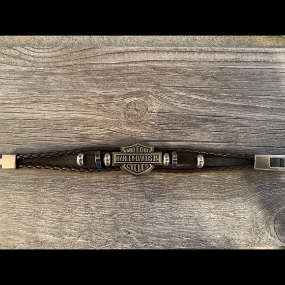 7” Harley Davidson Unisex Leather Bracelet - Picture 5 of 7